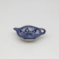 Ręcznie malowana ceramiczna podstawka na torebkę herbaty z Bolesławca.