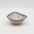 Ręcznie malowana ceramiczna miska z Bolesławca.