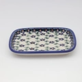 Prostokątny półmisek ceramiczny z Bolesławca.