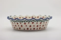 Ceramiczna miska FALA o średnicy 26 cm z charakterystycznym, falowanym brzegiem.