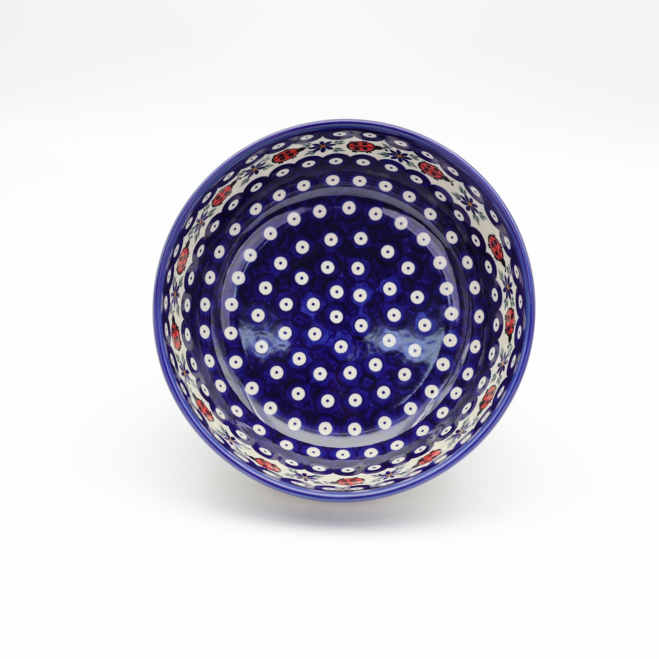 Miska / salaterka z rantem 23 cm A196 D105 – ręcznie malowana ceramika bolesławiecka, tradycyjny wzór kobaltowy, elegancki design do serwowania sałatek i dań głównych.