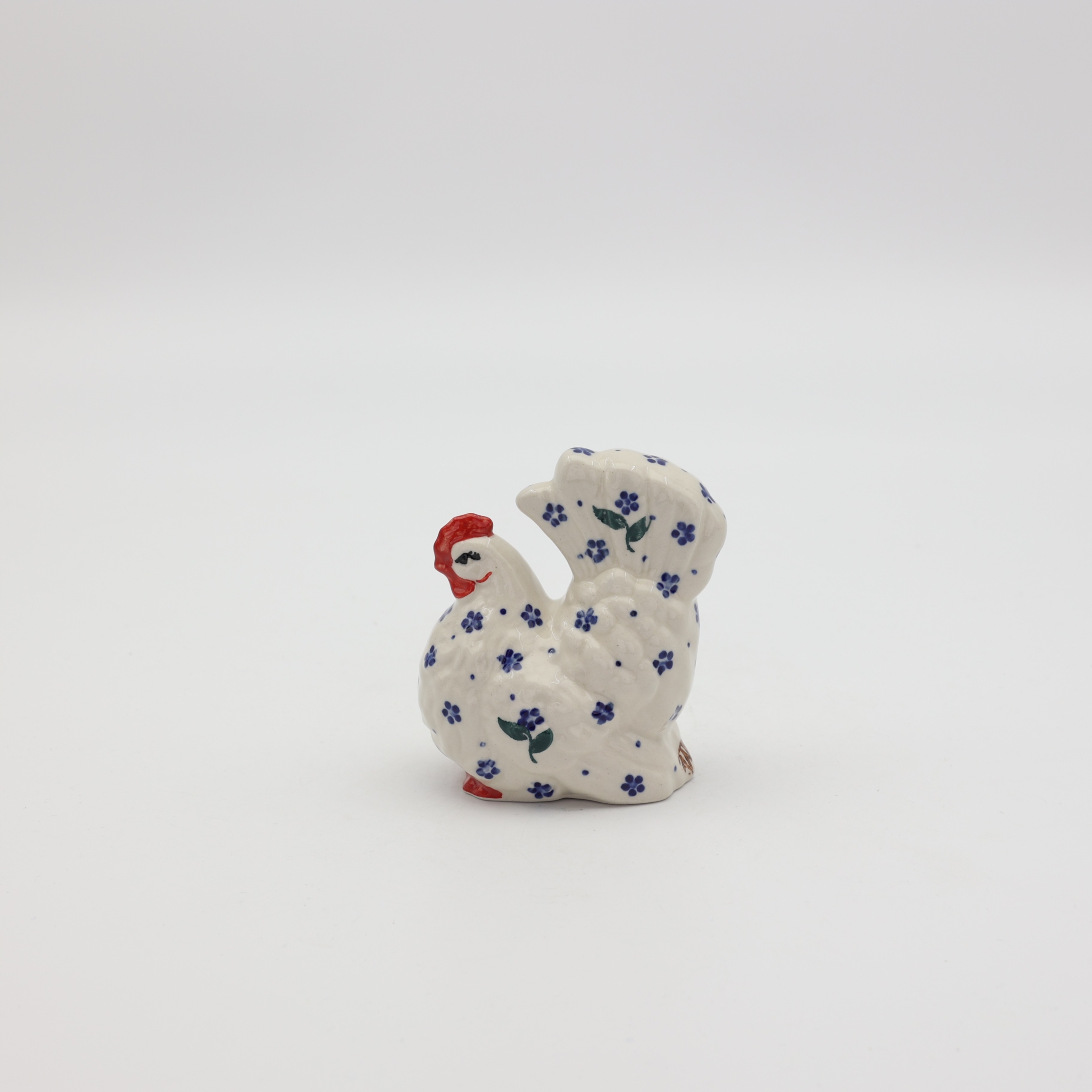 Kura ceramiczna figurka A280 D122 – ręcznie malowana ceramika bolesławiecka w tradycyjnym wzorze, dekoracyjna ozdoba stołu lub kuchni.