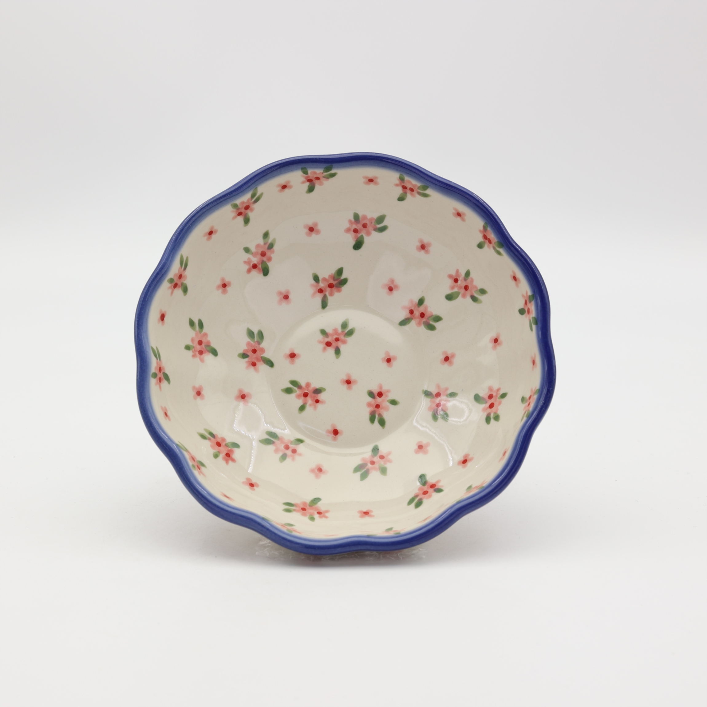 Miska kwiatek I A266 D141 – ręcznie malowana ceramika bolesławiecka w kształcie kwiatu, tradycyjny wzór niebieski, idealna do deserów, owoców i przekąsek.