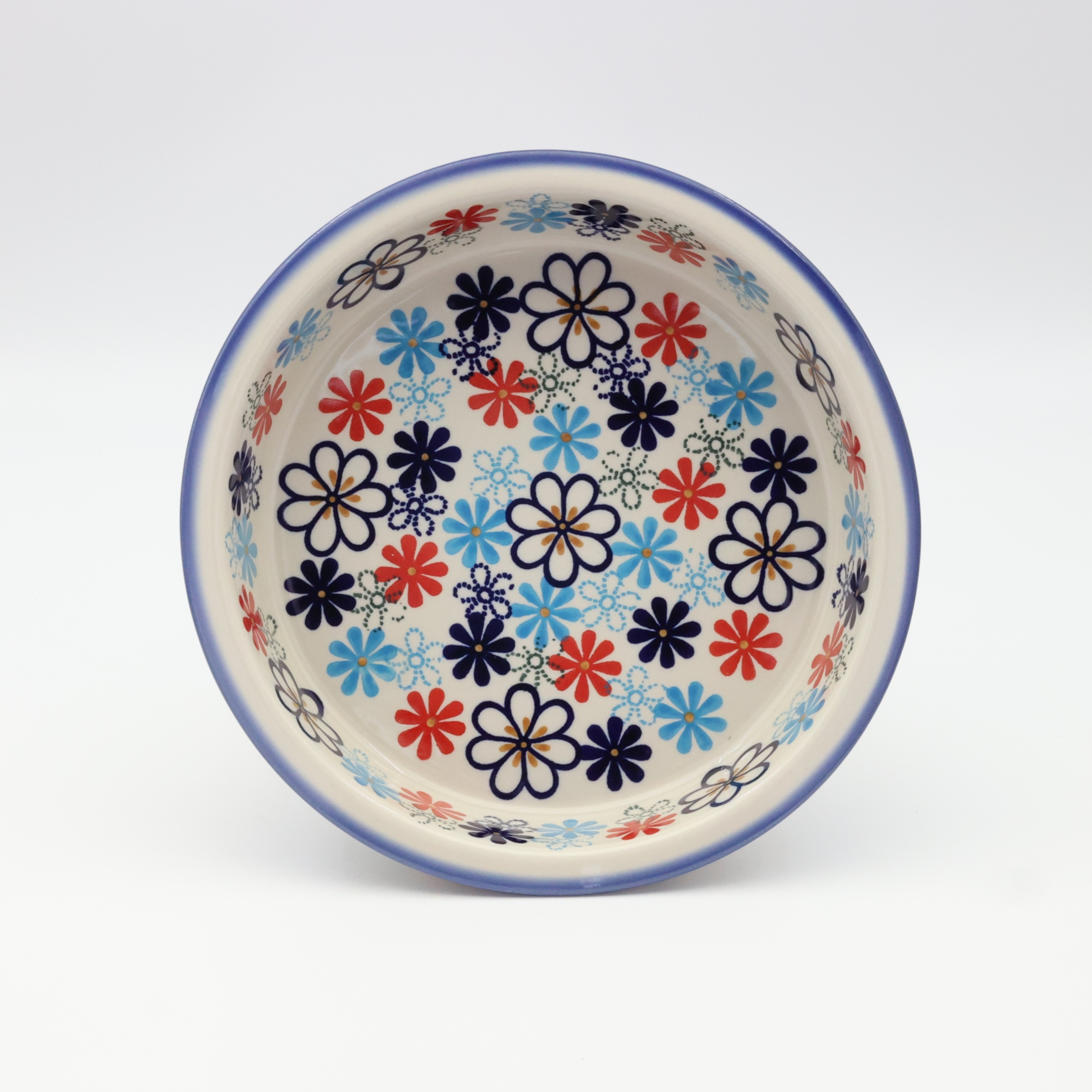 Okrągłe ceramiczne naczynie do zapiekania z Bolesławca, ręcznie zdobiona ceramika bolesławiecka, polskie rękodzieło artystyczne do piekarnika, mikrofalówki i zmywarki.