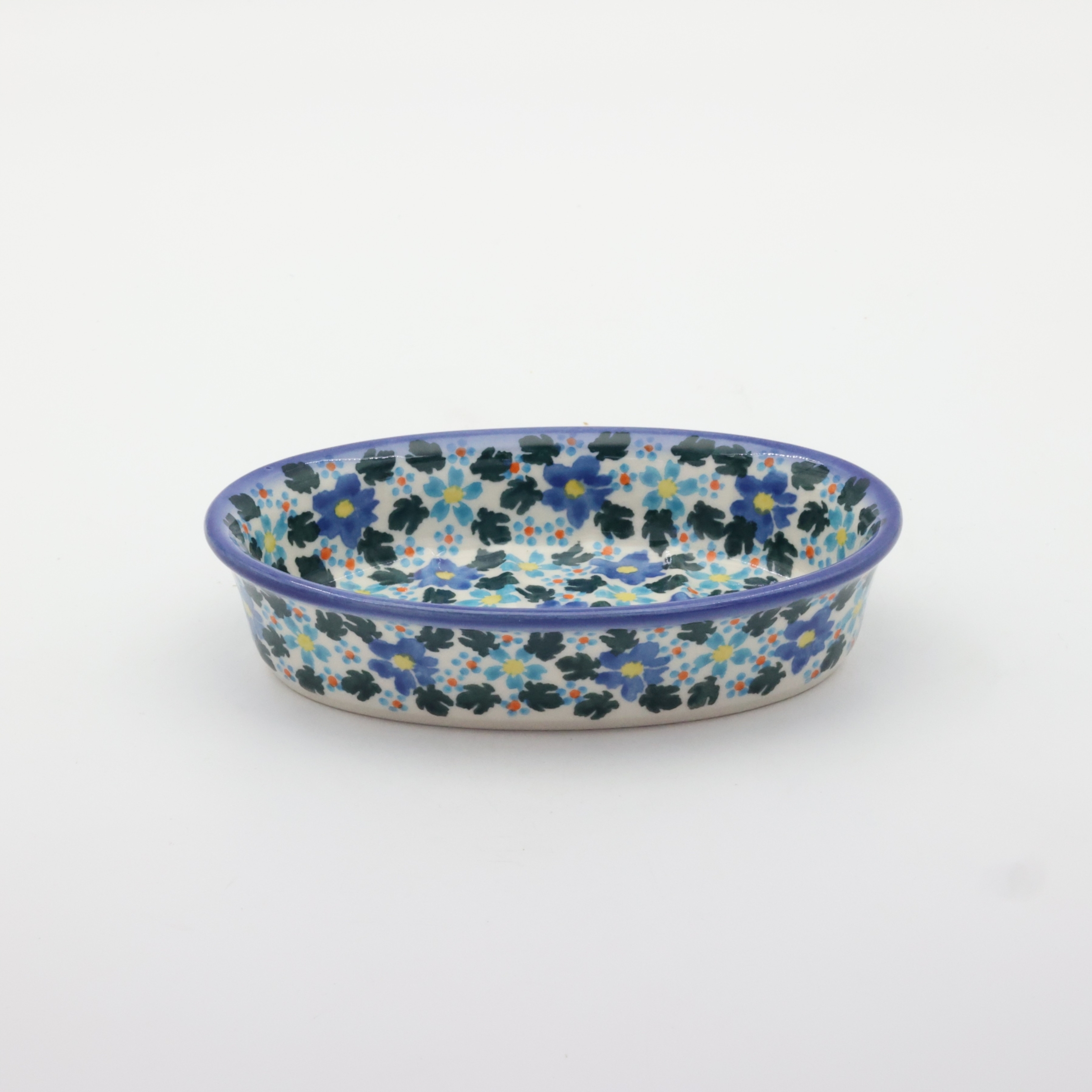 Ręcznie zdobiona tradycyjnymi wzorami, idealna do łazienki lub na prezent. Polska ceramika artystyczna najwyższej jakości, odporna na wilgoć i codzienne użytkowanie.